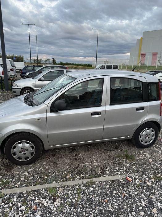 Usado 2011 Fiat Panda Citadino | € 3.500 - Imagem 1/4