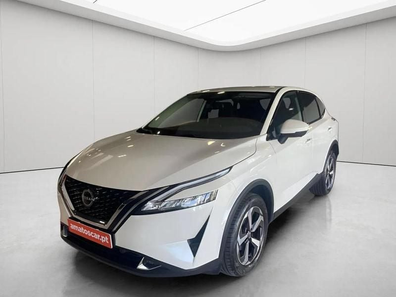 Branco Usado 2024 Nissan Qashqai SUV | € 32.450 (Preço justo) - Imagem 1/4