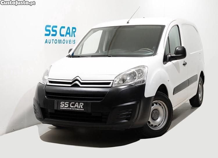 Usado Citroën Berlingo 75 HP (55 kW) 2017 Branco Monovolume