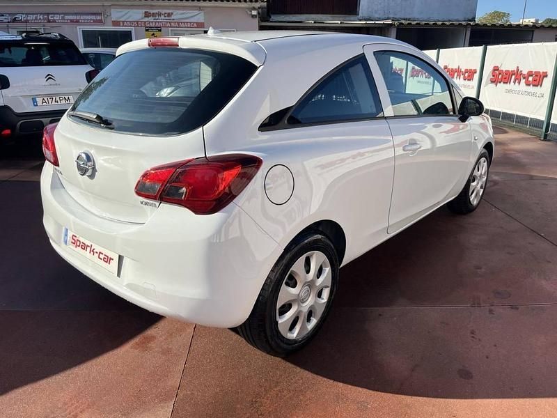 Usado Opel Corsa 75 HP (55 kW) 2018 Branco Citadino