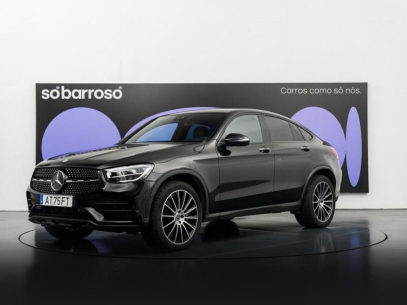 Usado Mercedes GLC300 320 HP (235 kW) 2022 Preto Coupé