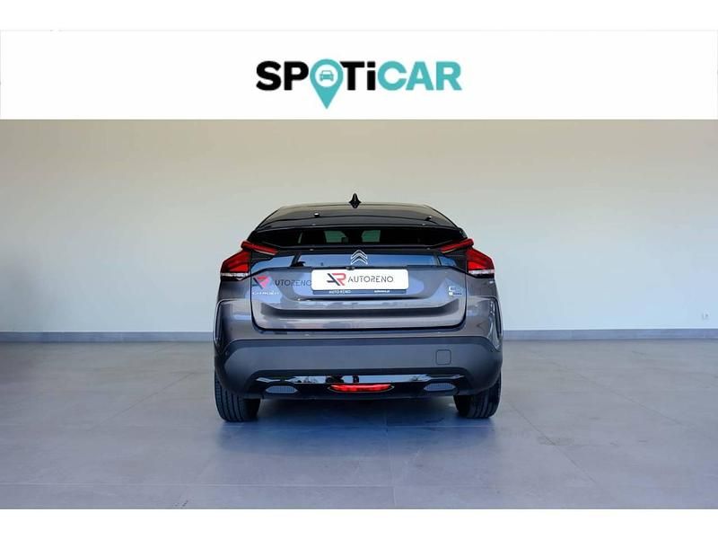 Usado Citroën e-C4 114 kW (156 HP) 2023 Cinzento Sedan