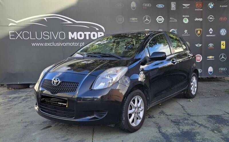 Preto Usado 2006 Toyota Yaris | € 5.900 (Preço justo) - Imagem 1/4
