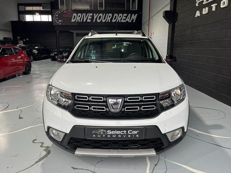 Usado Dacia Sandero Stepway 90 HP (66 kW) 2020 Branco