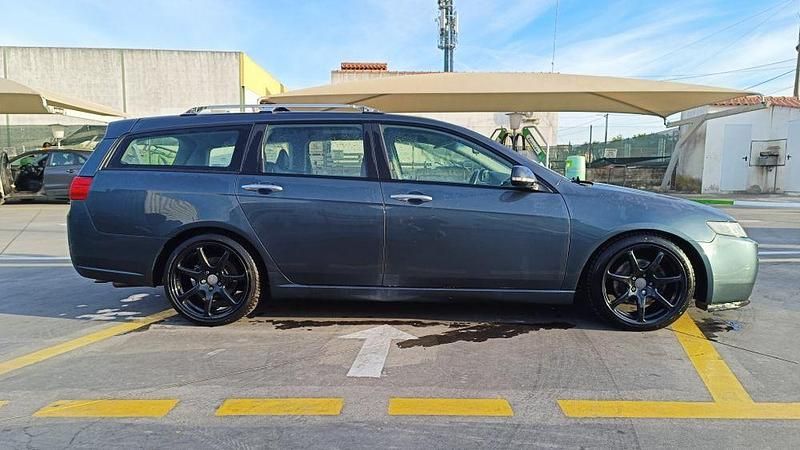 Usado 2004 Honda Accord Executive Carrinha | € 3.490 - Imagem 1/4