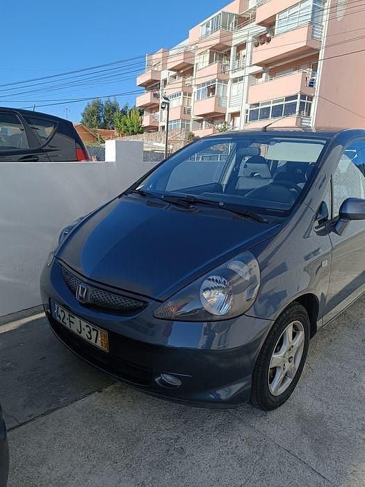 Usado 2008 Honda Jazz Citadino | € 4.500 - Imagem 1/4