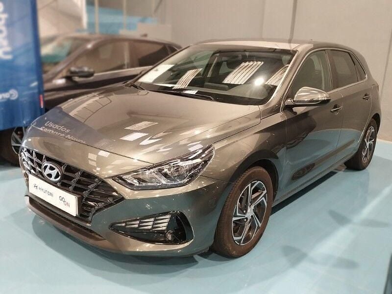 Cinza Usado 2023 Hyundai i30 Style | € 20.550 (Preço justo) - Imagem 1/4