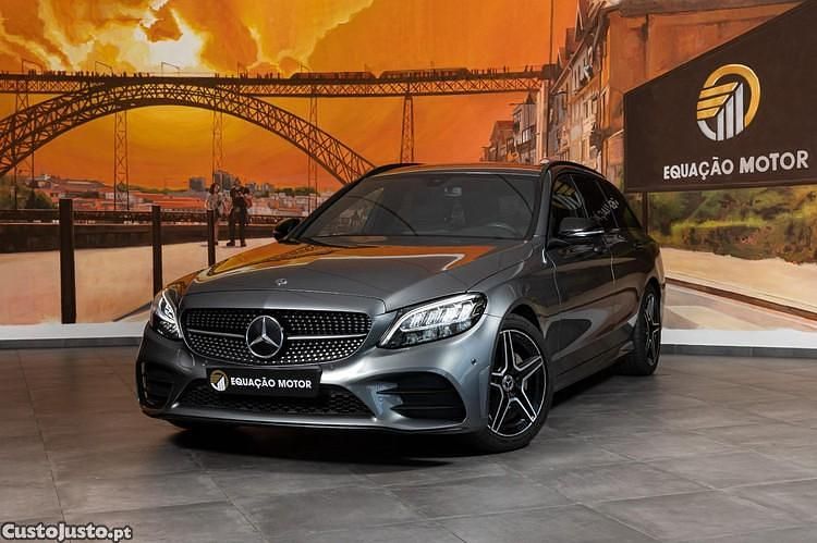 Cinza Usado 2019 Mercedes C220 AMG line Carrinha | € 23.900 (Preço elevado) - Imagem 1/1