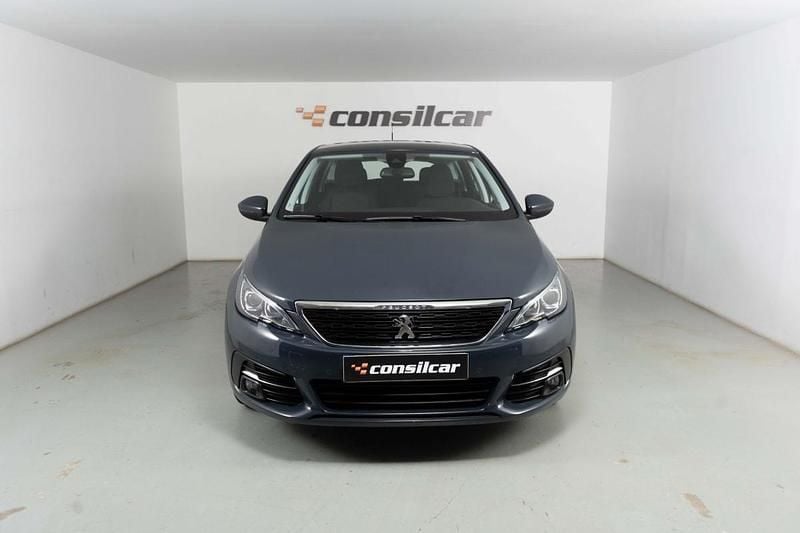 Usado Peugeot 308 SW Active 110 HP (80 kW) 2019 Cinza Carrinha