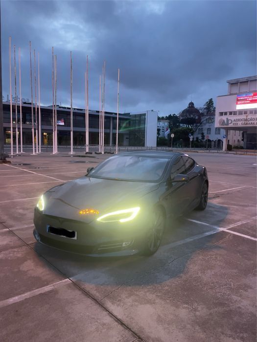 Usado 2020 Tesla Model S Long Range Sedan | € 37.500 (Super Preço) - Imagem 1/4