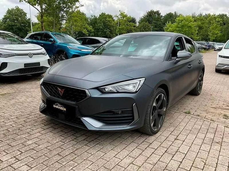 Cinzento Usado 2022 Cupra Leon Citadino | € 23.990 - Imagem 1/4