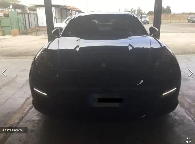Preto Usado 2012 Porsche Panamera Sedan | € 42.500 - Imagem 1/4