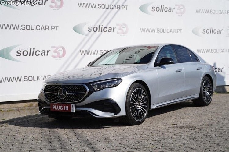 Cinza Usado 2024 Mercedes E300 Sedan | € 67.500 (Preço elevado) - Imagem 1/1