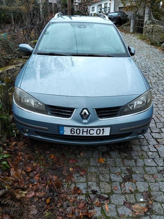 Usado 2006 Renault Laguna II Sedan | € 2.100 (Bom preço) - Imagem 1/4