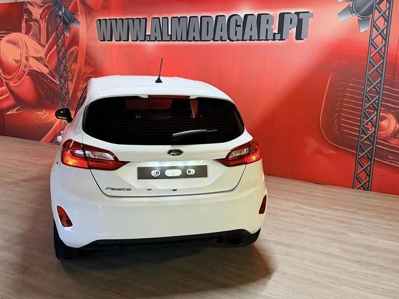 Usado Ford Fiesta Business Edition 85 HP (62 kW) 2019 Branco Citadino