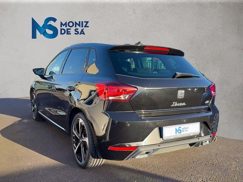 Usado Seat Ibiza FR 110 HP (80 kW) 2022 Preto Citadino