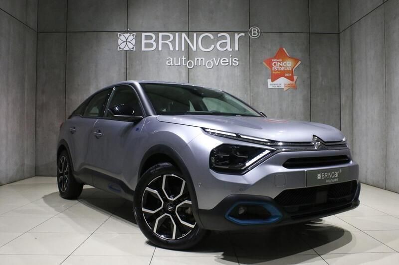 Cinza Usado 2022 Citroën e-C4 Feel | € 19.890 (Bom preço) - Imagem 1/4