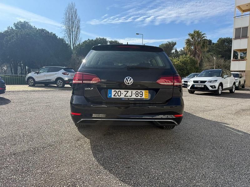 Usado VW Golf VII 116 HP (85 kW) 2019 Preto Carrinha