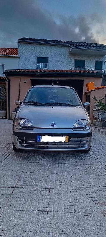 Cinzento Usado 2001 Fiat Seicento Citadino | € 2.200 - Imagem 1/4