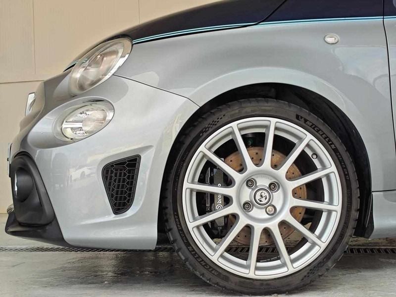 Usado Abarth 500C 179 HP (131 kW) 2020 Cinzento Cabrios