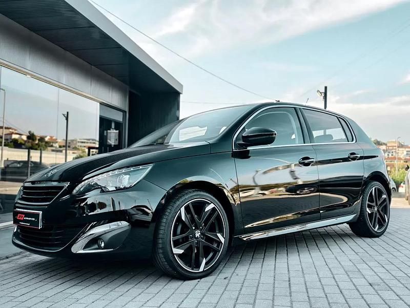 Preto Usado 2017 Peugeot 308 Allure Citadino | € 15.900 (Caro) - Imagem 1/4