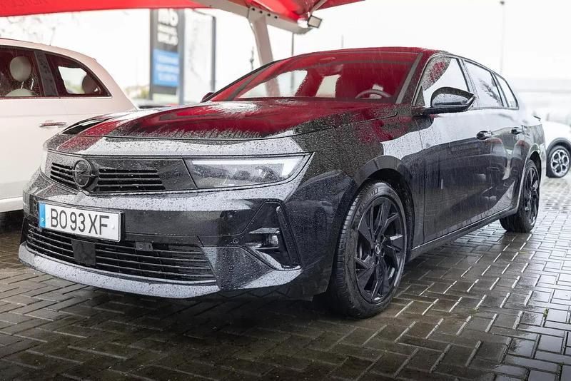 Preto Usado 2024 Opel Astra Carrinha | € 26.900 (Preço justo) - Imagem 1/4