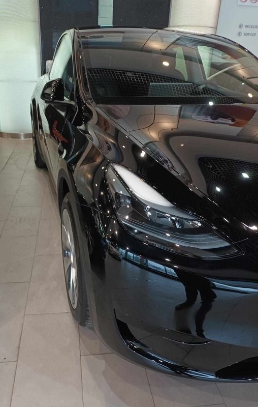 Usado Tesla Model Y 239 kW (325 HP) 2023 Preto SUV