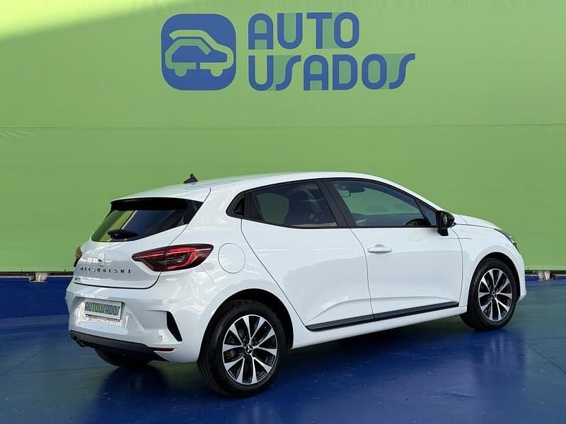 Usado Mitsubishi Colt 90 HP (66 kW) 2024 Branco Citadino