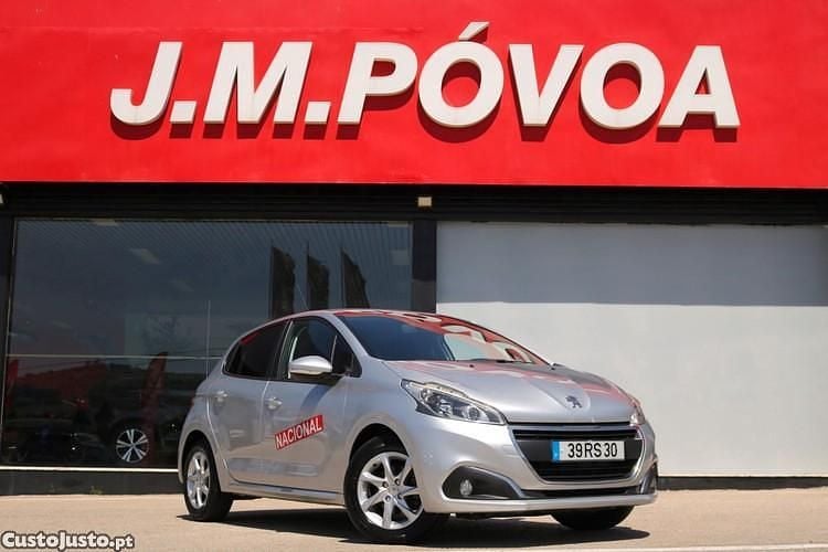 Cinza Usado 2016 Peugeot 208 Active Citadino | € 9.490 (Preço justo) - Imagem 1/1