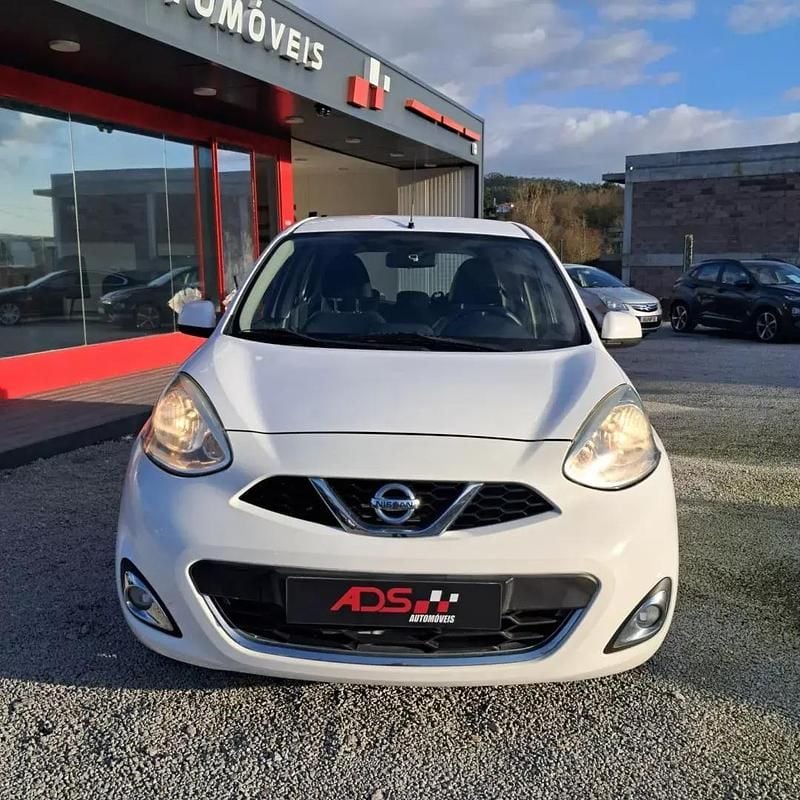 Usado Nissan Micra Acenta 80 HP (58 kW) 2017 Branco Citadino