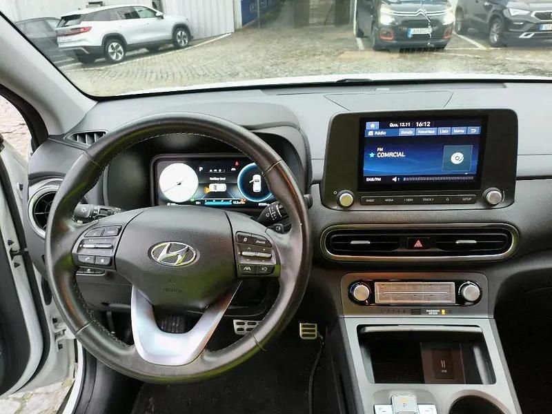 Usado Hyundai Kauai Premium 150 kW (204 HP) 2022 Branco SUV