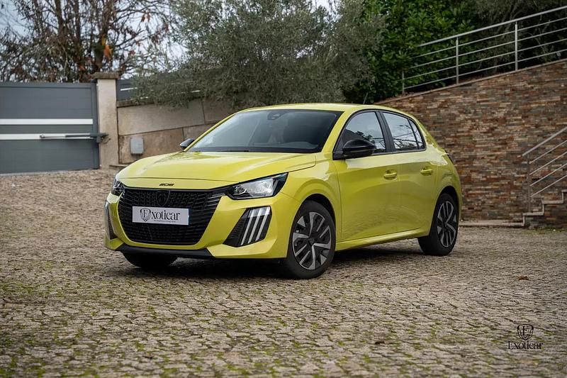 Usado Peugeot 208 Style 102 HP (75 kW) 2025 Amarelo Citadino