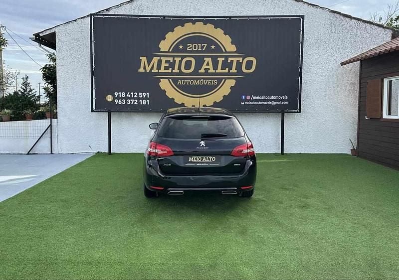 Usado Peugeot 308 SW 120 HP (88 kW) 2015 Preto Carrinha