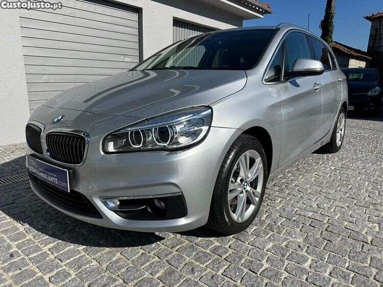 Cinza Usado 2015 BMW 218 Active Tourer Luxury Line Monovolume | € 16.950 (Preço justo) - Imagem 1/1