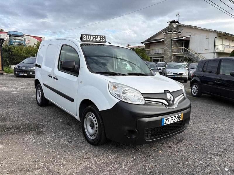 Branco Usado 2015 Renault Kangoo | € 6.990 (Caro) - Imagem 1/4