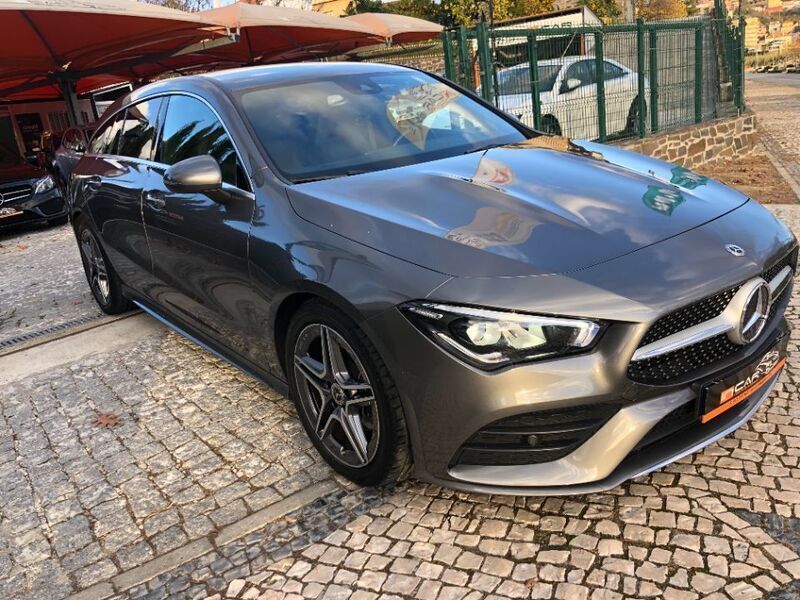 Cinza Usado 2020 Mercedes CLA180 Shooting Brake AMG line Carrinha | € 36.900 - Imagem 1/4