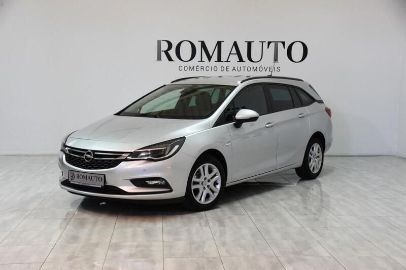 Cinzento Usado 2019 Opel Astra Business Edition Carrinha | € 15.400 (Caro) - Imagem 1/4