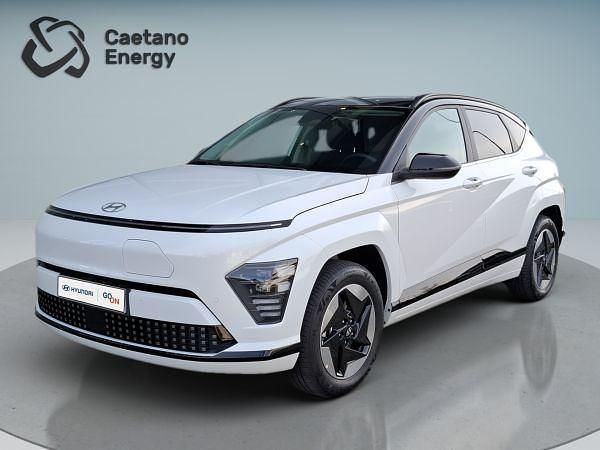 Serenity white (metalizado) Usado 2024 Hyundai Kauai SUV | € 36.990 - Imagem 1/4