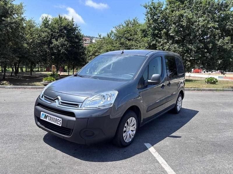 Cinzento Usado 2014 Citroën Berlingo Monovolume | € 9.500 (Preço justo) - Imagem 1/4
