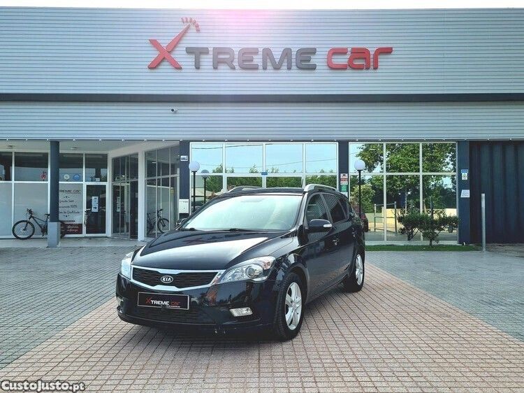 Preto Usado 2010 Kia Ceed LX | € 7.750 - Imagem 1/1