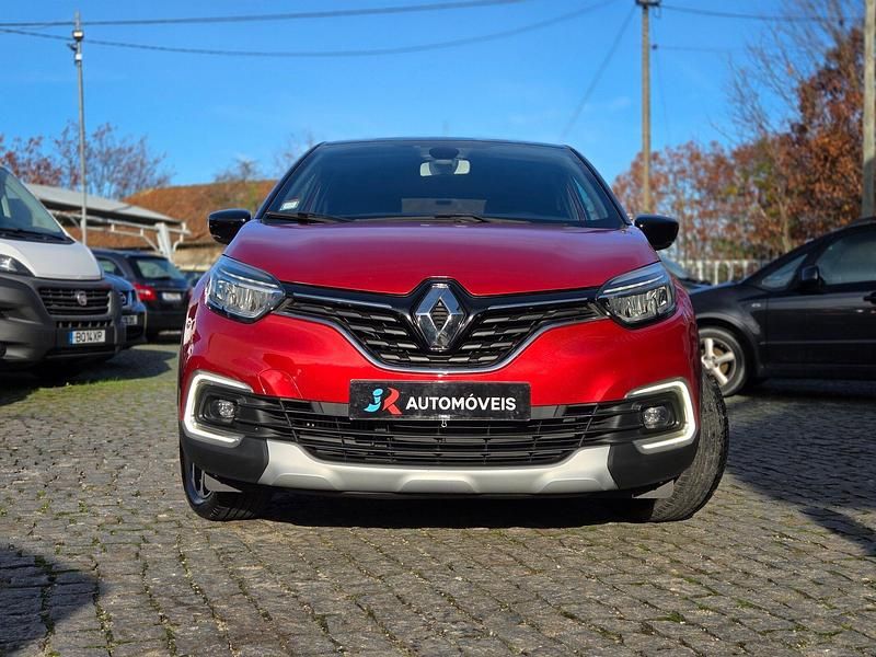 Usado Renault Captur 90 HP (66 kW) 2018 Vermelho SUV