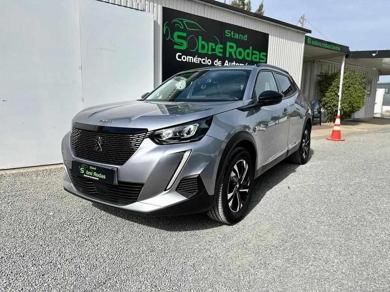 Cinzento Usado 2022 Peugeot 2008 SUV | € 18.900 (Preço justo) - Imagem 1/4
