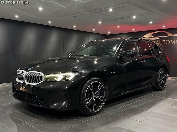 Usado BMW 330e Performance 292 HP (214 kW) 2022 Preto Coupé