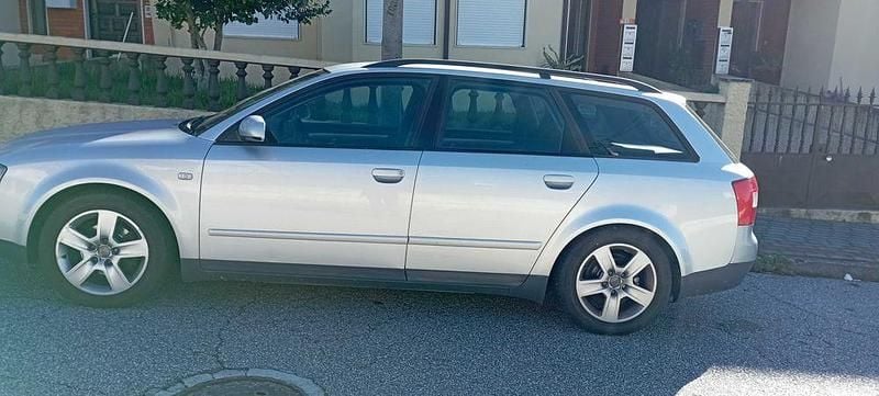 Usado 2004 Audi A4 Carrinha | € 3.700 (Super Preço) - Imagem 1/4