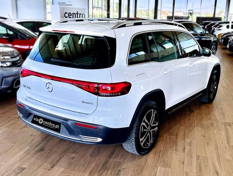 Usado Mercedes EQB300 Progressive 167 kW (228 HP) 2024 Branco SUV