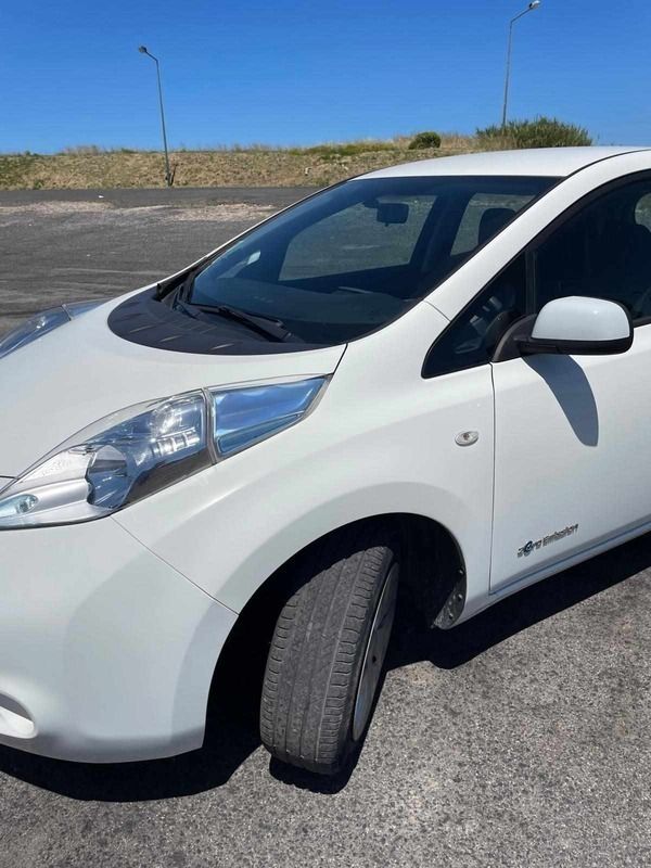 Branco Usado 2016 Nissan Leaf Citadino | € 7.000 (Preço justo) - Imagem 1/4