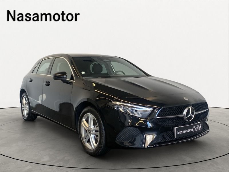 Preto Usado 2023 Mercedes A250 | € 39.900 (Bom preço) - Imagem 1/4