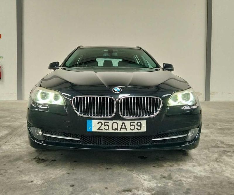 Usado BMW 520 184 HP (135 kW) 2011 Sedan