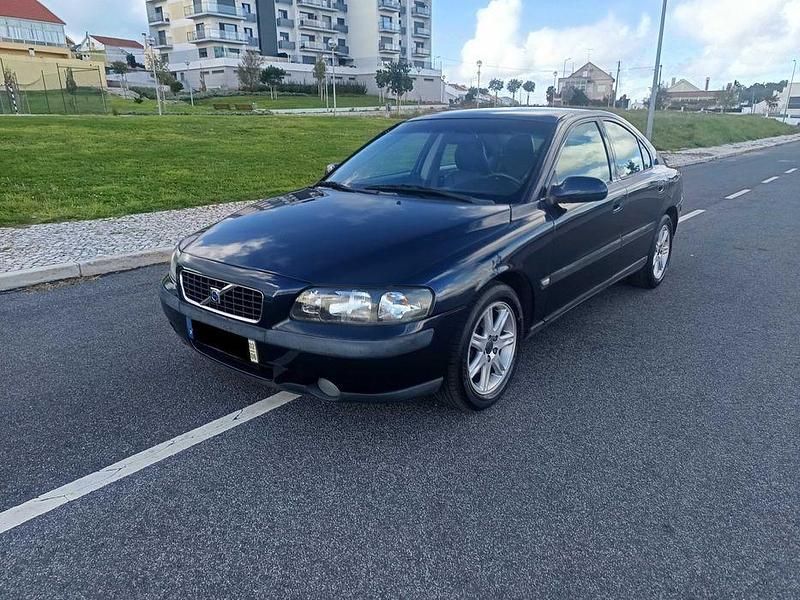 Usado 2002 Volvo S60 Sedan | € 2.900 (Preço justo) - Imagem 1/4