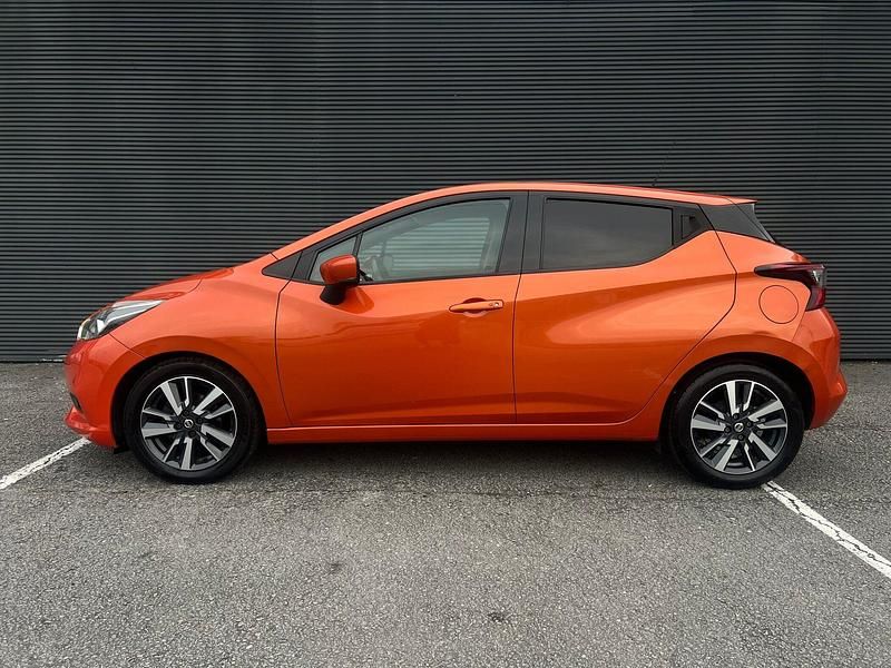 Usado Nissan Micra S 90 HP (66 kW) 2018 Laranja Citadino